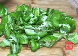 青椒土豆炒肉片的做法图解3