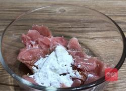 韭菜莴笋炒肉片的做法图解1