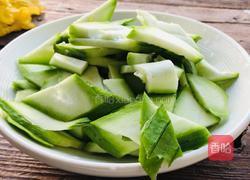 韭菜丝瓜炒肉片的做法图解2