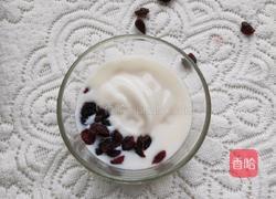 酸奶蔓越莓饱饱碗的做法图解2