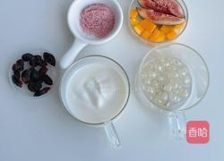 高颜值酸奶水果杯的做法图解1