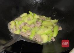 丝瓜炒肉片的做法图解5