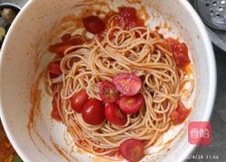 番茄生菜意面的做法图解7