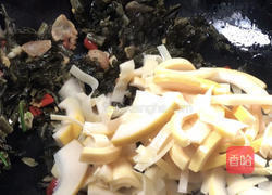 酸菜炒春笋的做法图解8