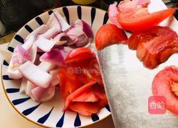 西红柿洋葱炒鸡蛋的做法图解1