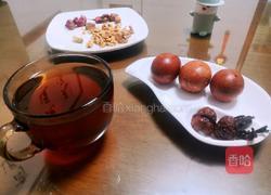 核桃壳煮鸡蛋的做法图解1