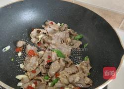 菌菇炒牛肉的做法图解4