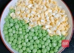 菠萝时蔬炒饭的做法图解3