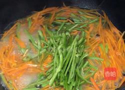 苋菜梗胡萝卜炒肉丝的做法图解8