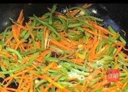 苋菜梗胡萝卜炒肉丝的做法图解12