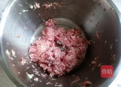 西葫鲜肉锅贴的做法图解1