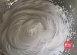 蔓越莓中空戚风蛋糕的做法图解6