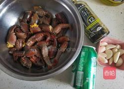 蒜香小龙虾的做法图解1