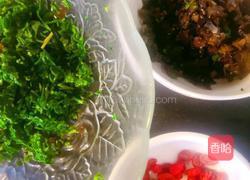 马兰头枸杞拌木耳的做法图解7