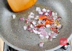 鲍鱼炒面的做法图解2