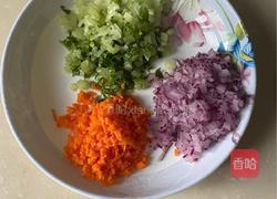 香煎蔬菜牛肉饼的做法图解2