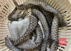 凉拌鱼皮的做法图解1