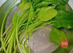 肉丸汤河粉的做法图解1