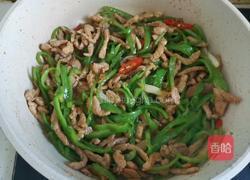 青椒炒肉丝的做法图解12