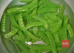 猪舌炒荷兰豆的做法图解8