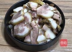 黄瓜炒猪头肉的做法图解1