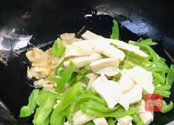 青椒炒豆干边的做法图解10