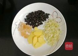 豆豉蒸鸡爪的做法图解1