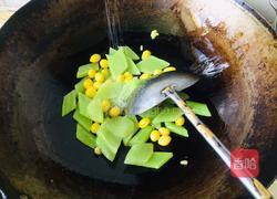 莴笋炒白果的做法图解7