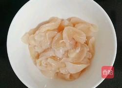 木耳西芹炒鸡肉的做法图解4