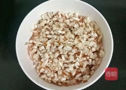 猪肉香菇酿苦瓜的做法图解7