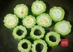 猪肉香菇酿苦瓜的做法图解9