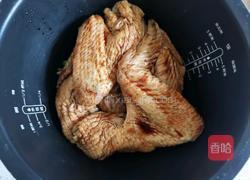 电饭锅焖鸡翅的做法图解8