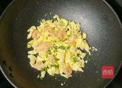 虾仁炒鸡蛋的做法图解13