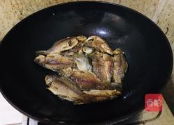 鲫鱼豆腐汤的做法图解2