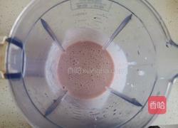 草莓小布丁雪糕的做法图解2