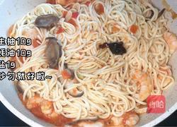 番茄虾仁香菇炒面的做法图解9