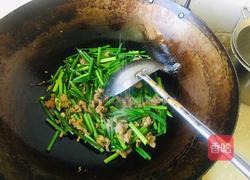 韭菜苔炒牛肉的做法图解6