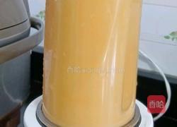 橙汁小方糕的做法图解2