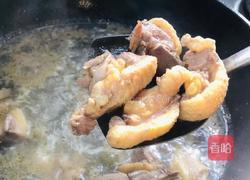 黄瓜焖豚肉的做法图解5