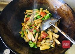 青椒西红柿炒茄子的做法图解6