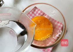 鸡蛋蒸香肠的做法图解3