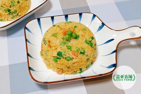肉丸火腿炒饭