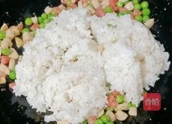 肉丸火腿炒饭的做法图解8