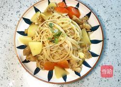 咖喱鸡肉意面的做法图解7
