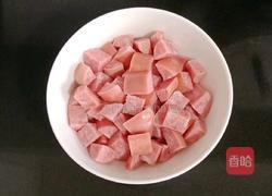 藕丁炒火腿的做法图解2