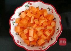 藕丁炒火腿的做法图解3