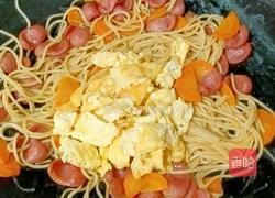 香肠鸡蛋炒意面的做法图解16