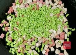 肉丸豆角炒饭的做法图解8