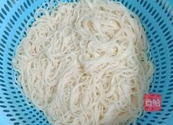 胡萝卜肉丝拌面的做法图解8