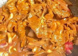 花费10元的上班美味便当丨西红柿炒蛋白灼娃娃菜照烧洋葱炒牛肉的做法图解8